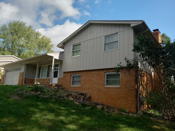 painting contractor Lake Orion before and after photo exterior-after